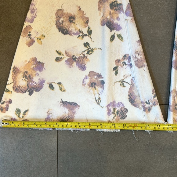 Free People Low Rise,Printed ,Super Flare Jeans - Picture 8 of 11